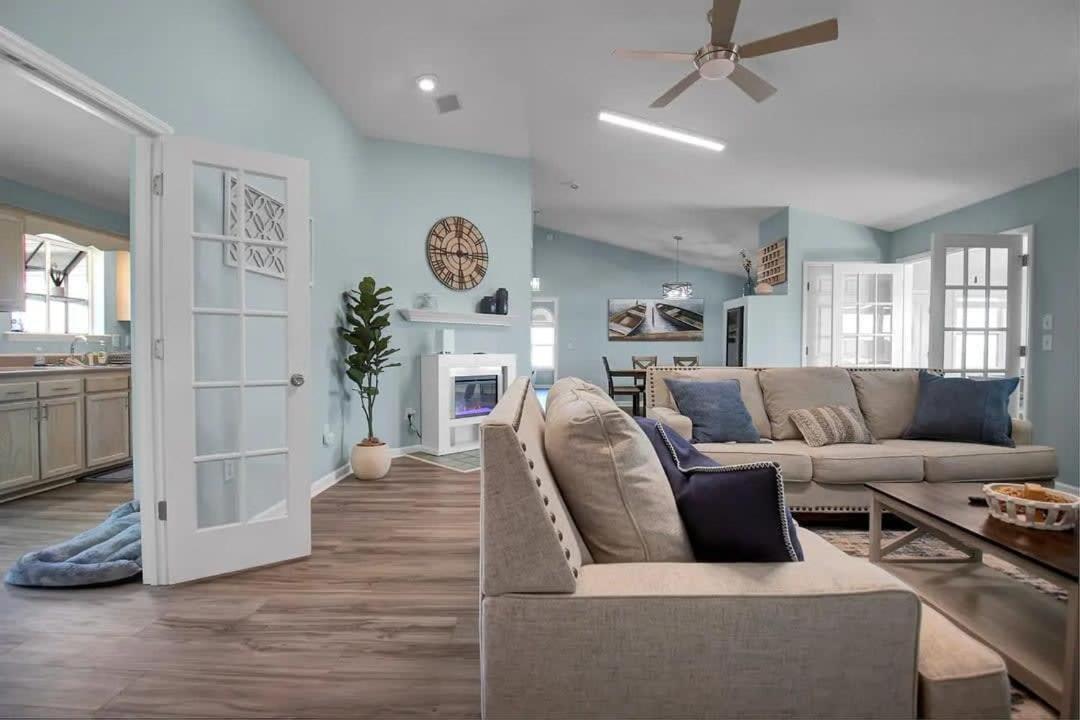 Surf City Serene Waterfront Vacation Home Exteriér fotografie