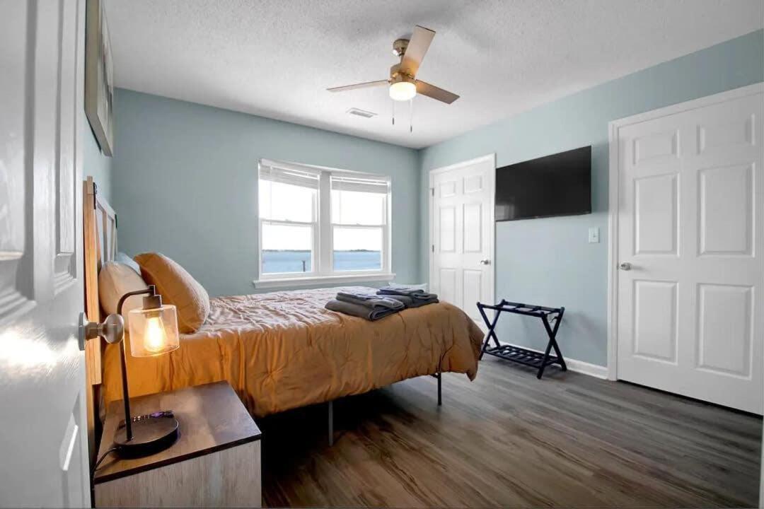 Surf City Serene Waterfront Vacation Home Exteriér fotografie