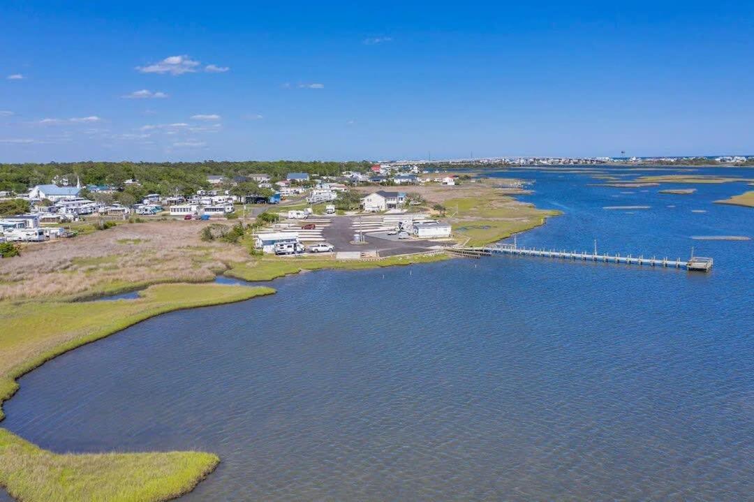 Surf City Serene Waterfront Vacation Home Exteriér fotografie
