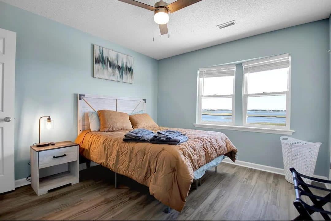 Surf City Serene Waterfront Vacation Home Exteriér fotografie